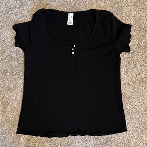 Black Short Sleeve Top